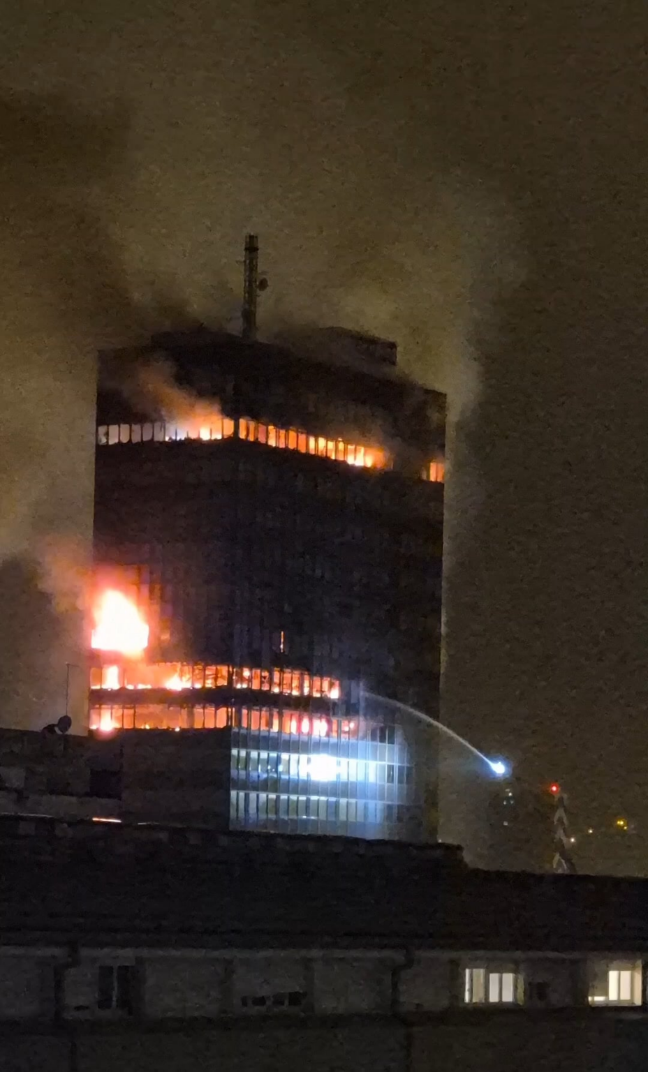 A short timelapse of the Vjesnik building fire.