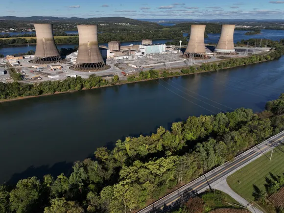DOE loans Constellation $1B to restart Three Mile Island nuclear unit