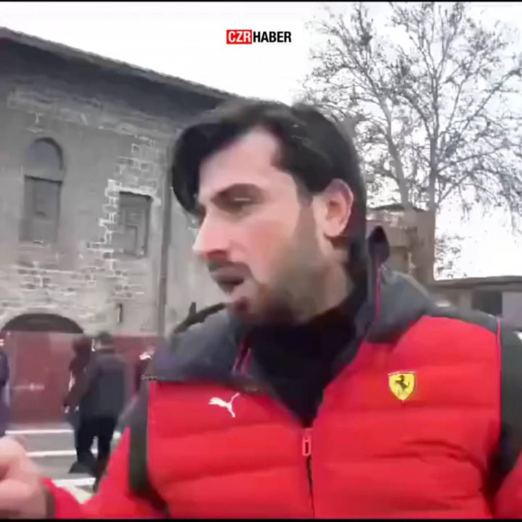 A young man in Diyarbakır told Rudaw reporters who were making propaganda for a terrorist organization: "This is the Republic of Türkiye, be smart. Come to your senses."