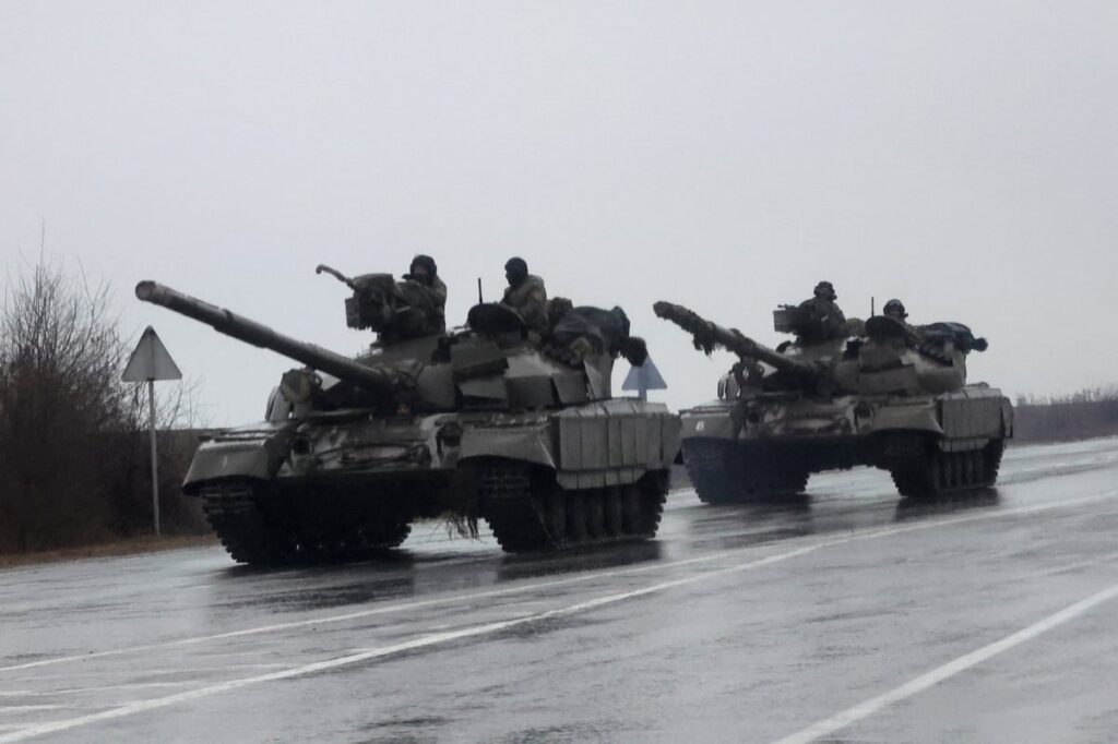 Vladimir Putin’s tanks could roll into European Nato country tomorrow, warns German general Evening Standard