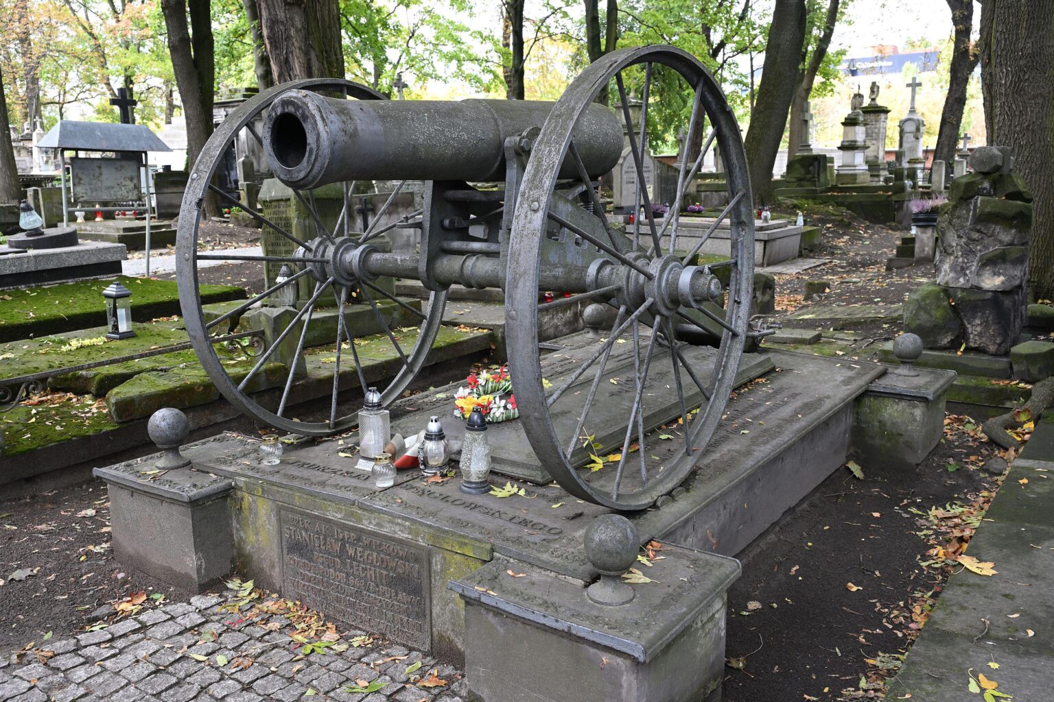 Happy Christmas. Do you have photos of any unique tombstones?