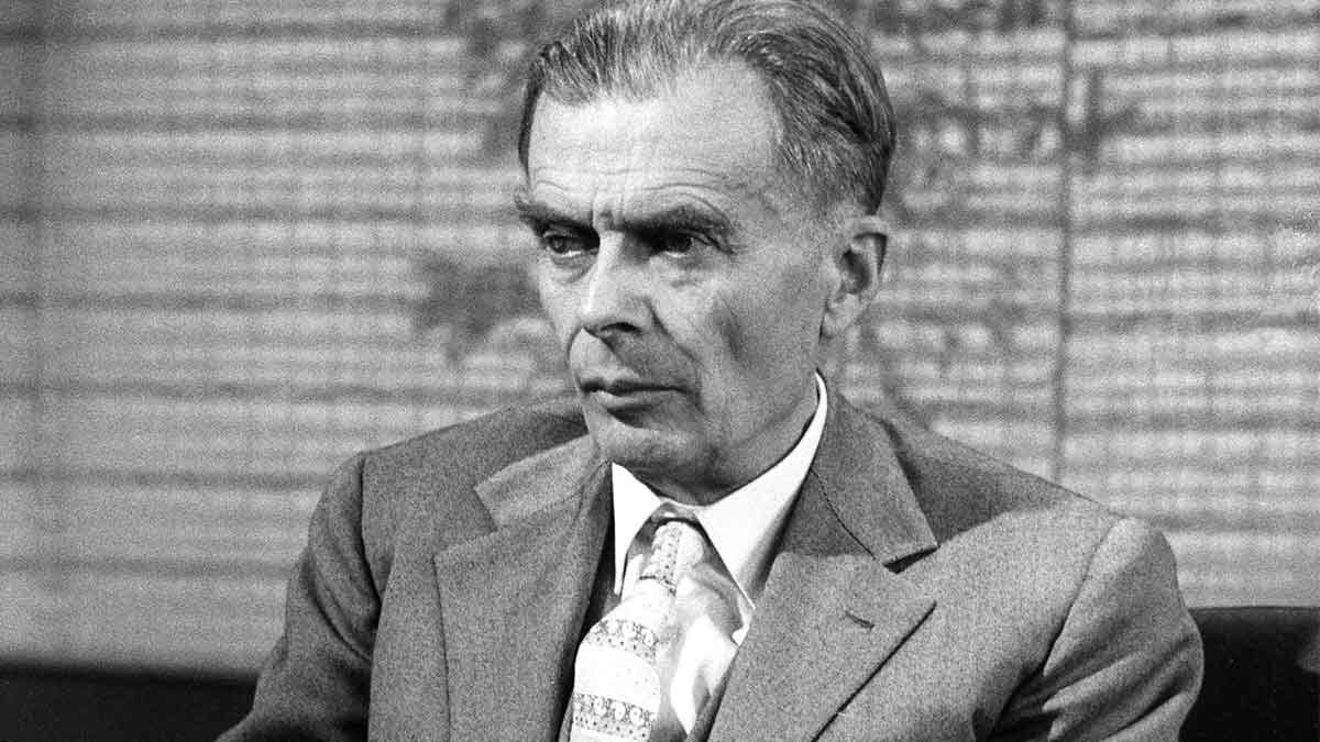 aldous huxley photograph