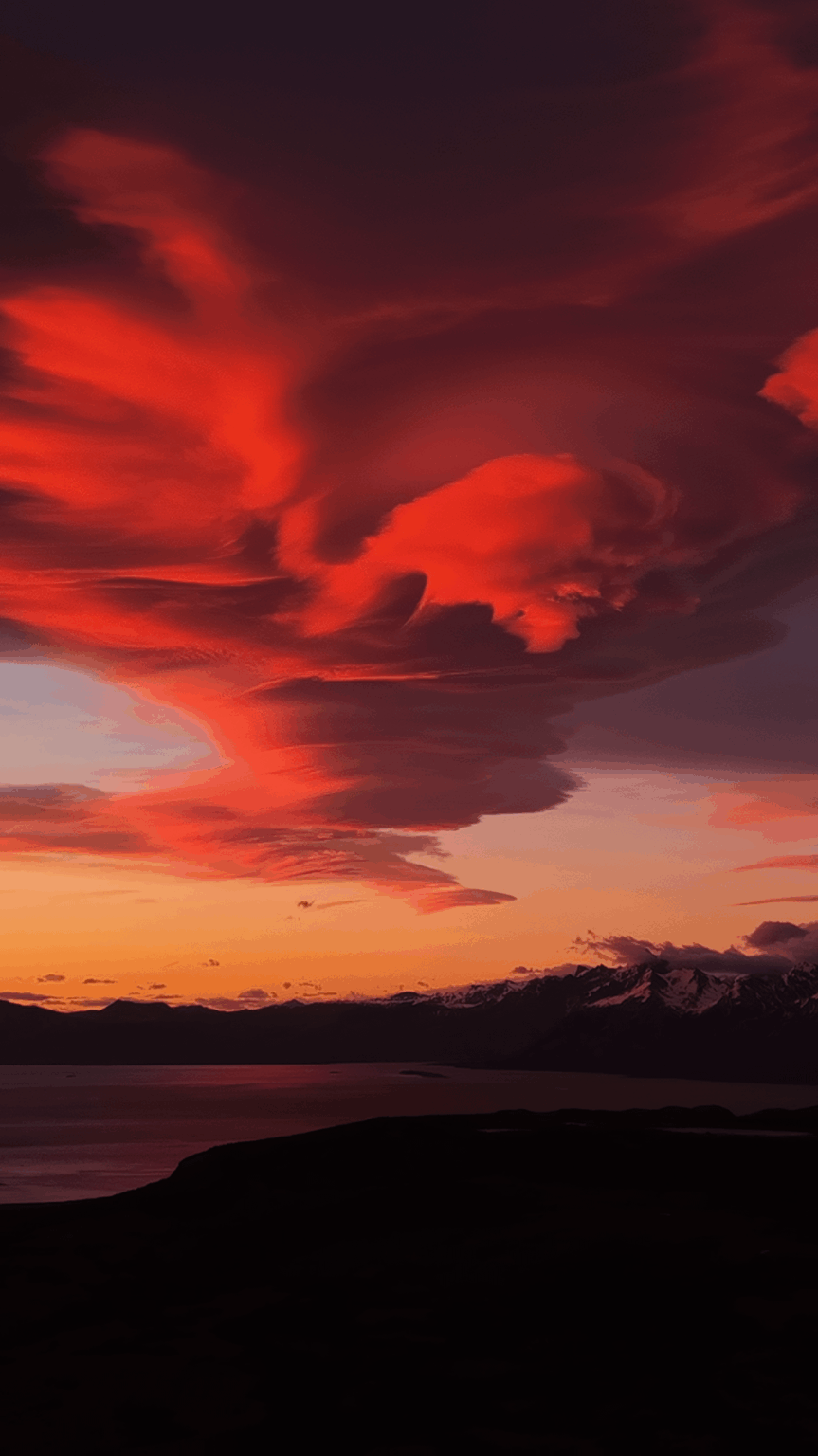 Beautiful morning in Patagonia (wait for the mountains at the end)