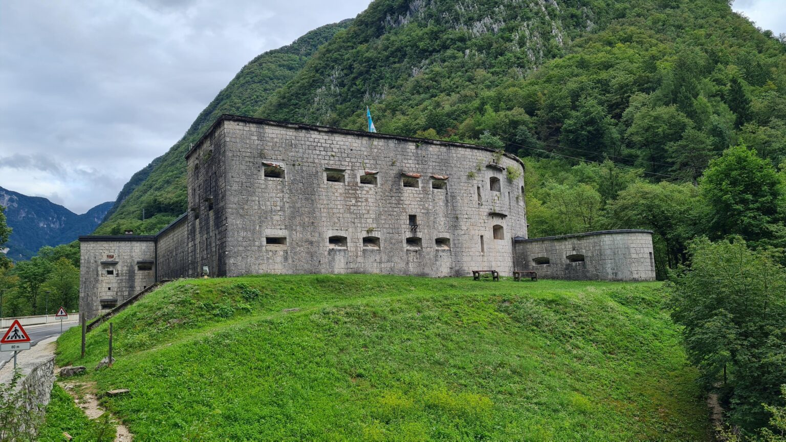 Invitation to a lecture on Austro-Hungarian fortifications on the border with Italy