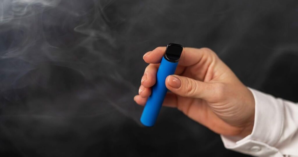 Illegal vape factory, discovered by ANAF in a disused hall in Prahova. Estimated damage: €3.8 million