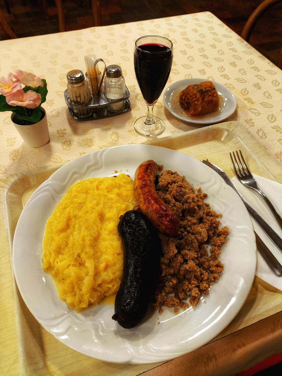 I ate; peasant feast at Martinško