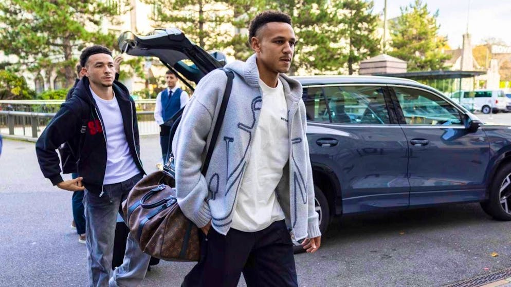 Luca Jaquez (front) has not traveled with the Swiss national team to Kosovo