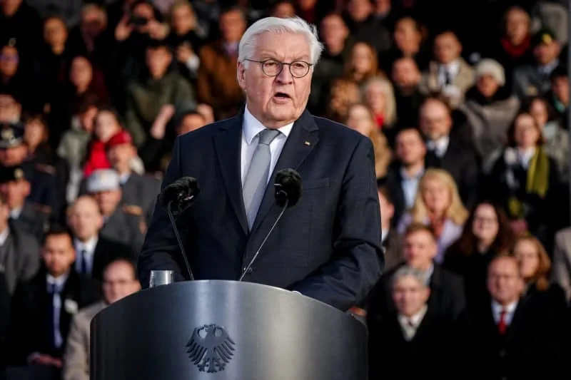 German President Frank-Walter Steinmeier speaks at the ceremonial pledge as a central event to mark the 70th anniversary of the German Armed Forces (Bundeswehr) at the Bundesforum. On 12 November 1955, the then Minister of Defense, Blank, presented the first 101 volunteers with their certificates of appointment to mark the founding of the Bundeswehr. Kay Nietfeld/dpa