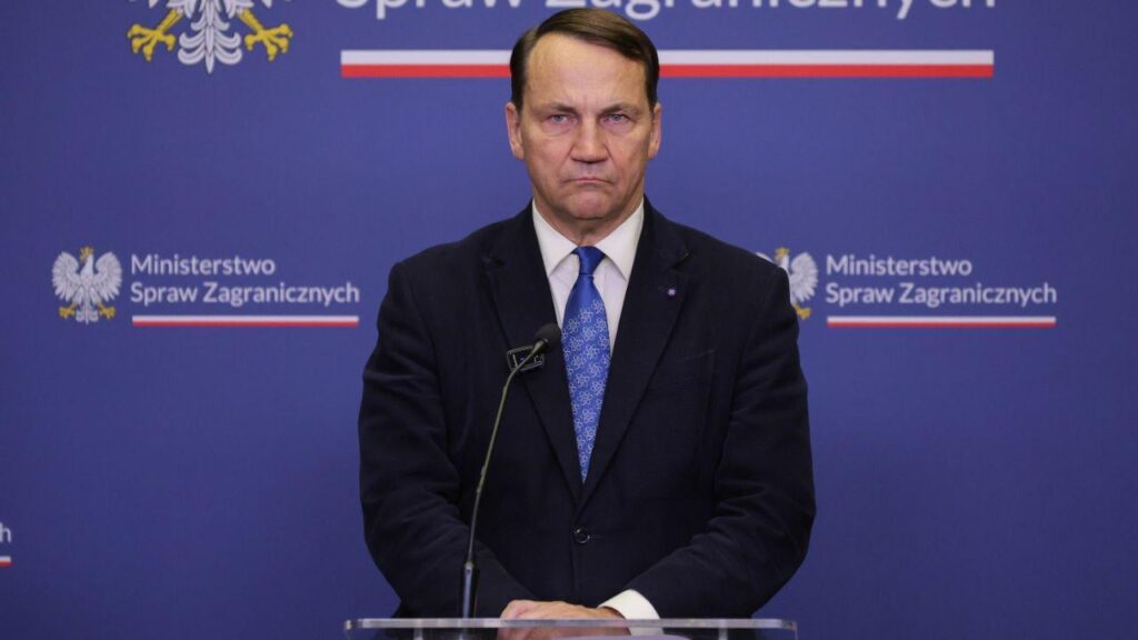 Poland to close Russian consulate in Gdańsk, says foreign minister