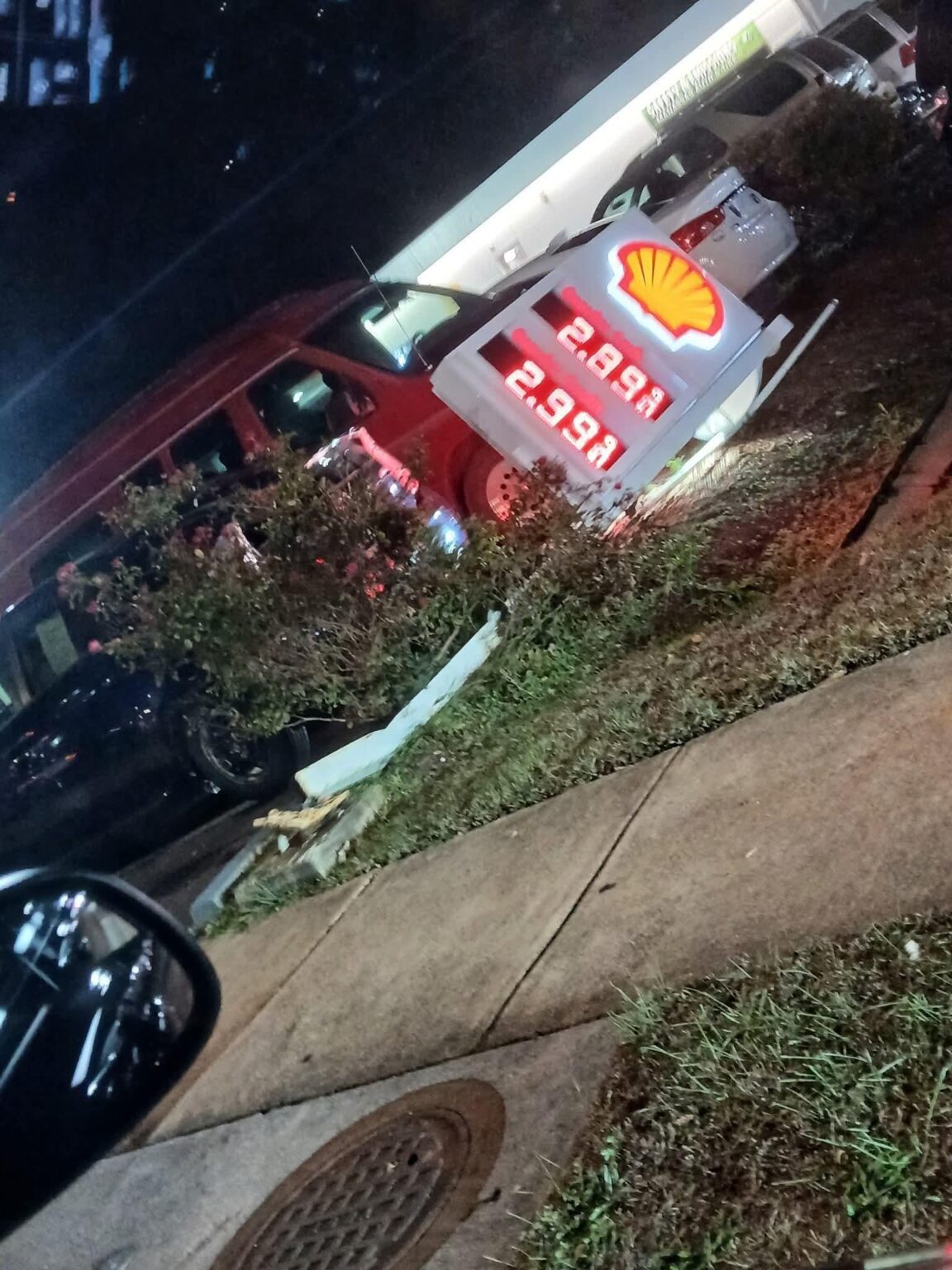 EMERGENCY: The price of gasoline fell
