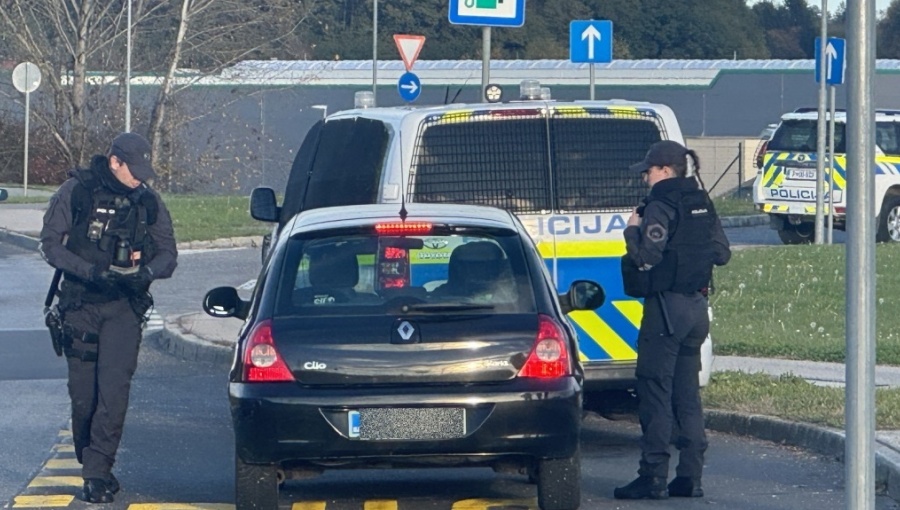 bne IntelliNews - Slovenia defends emergency security measures as EU, Roma groups sound alarm
