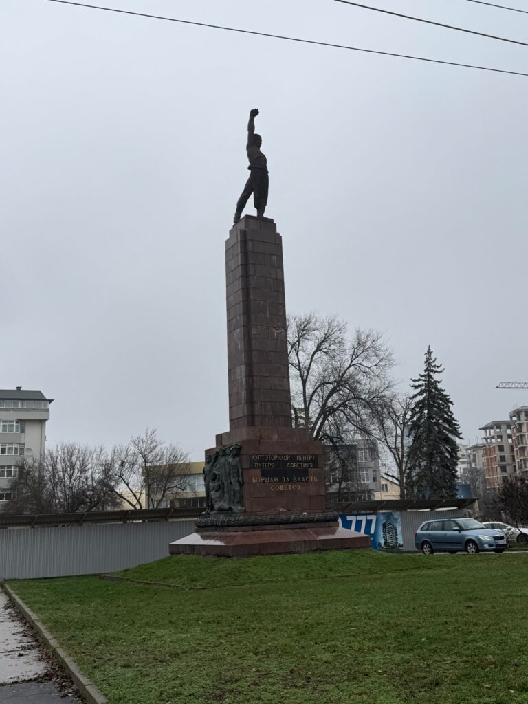 2026 - we still have statues for Soviet power