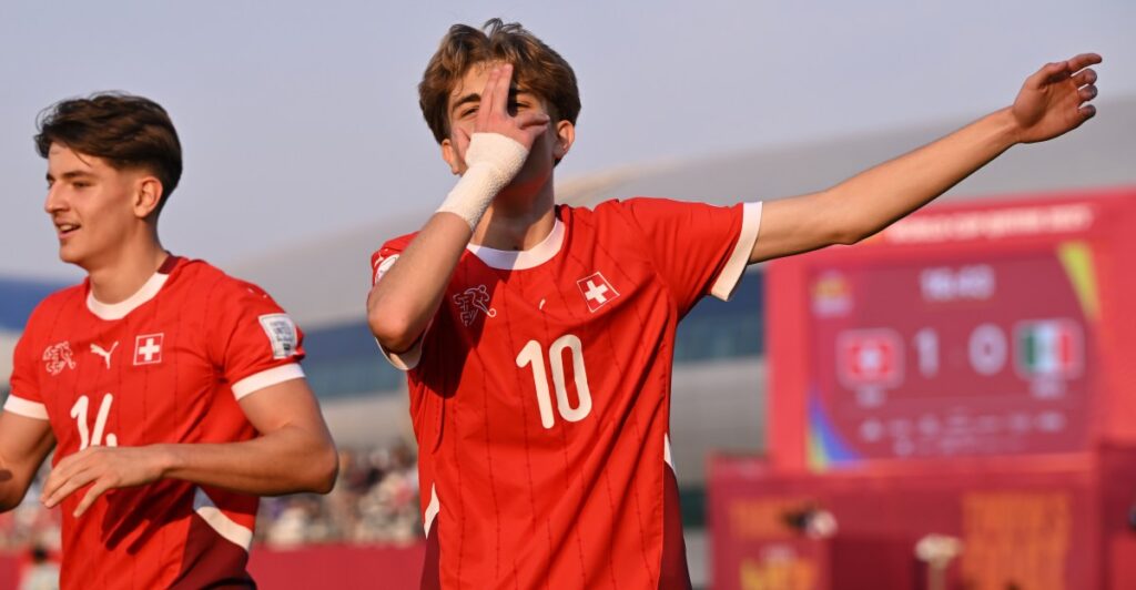Mexico, in danger of elimination of U17 World Cup after loss against Switzerland.
