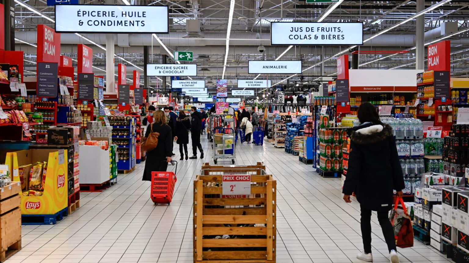 A screen that scans you in the supermarket and offers you a suitable product using AI: the CNIL points out that this technology has not received approval
