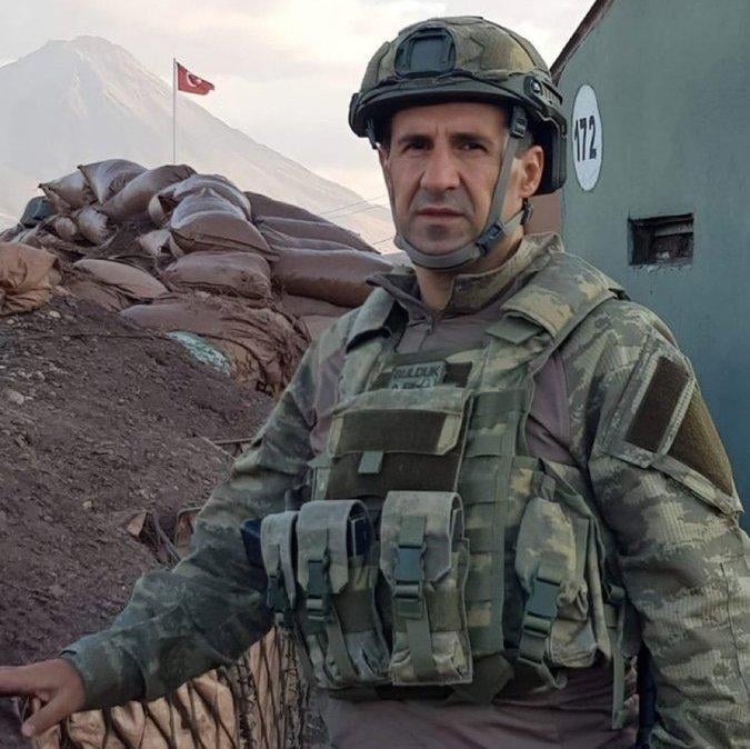 Retired Special Forces Commander Colonel Orkun Özeller was evacuated.