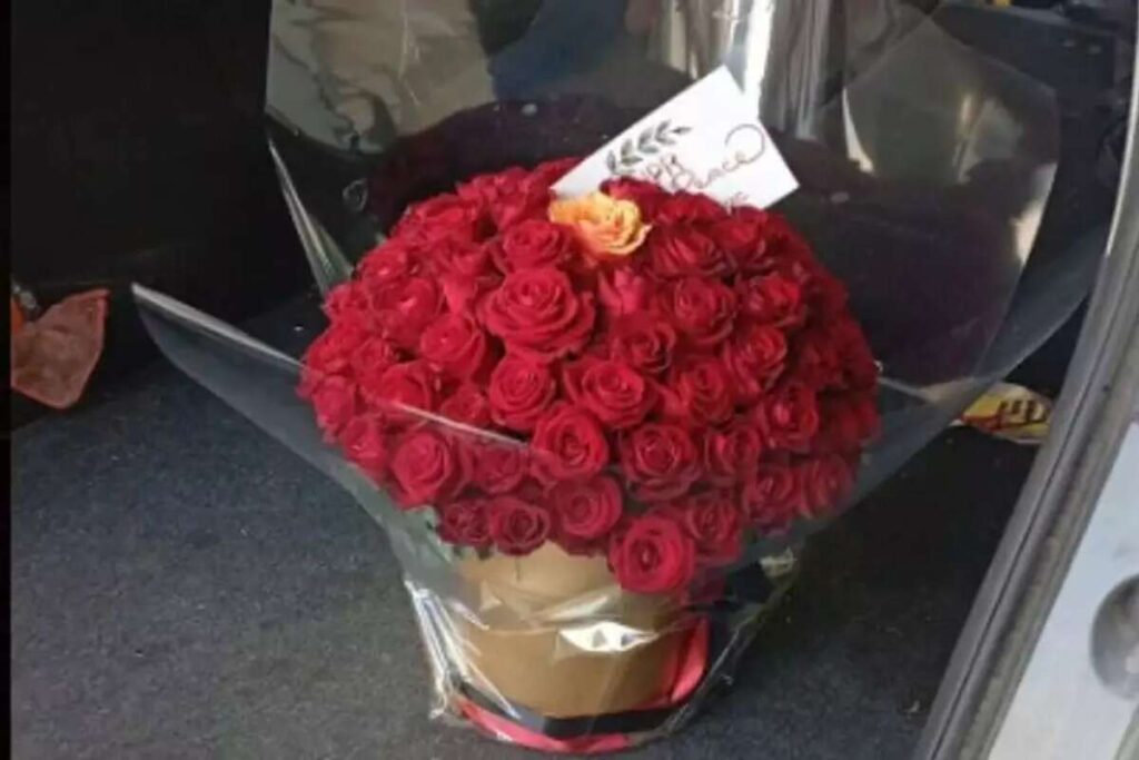 Did Iran place flowers in an Israeli nuclear scientist's car?