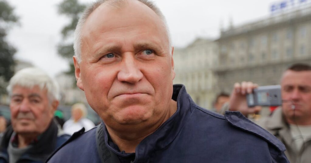 Mikola Statkevich, freed in US deal, returned to Belarus prison