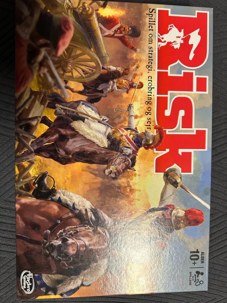 Giving away the Risk board game in Danish!🇩🇰