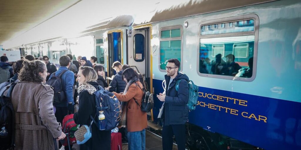 This year too there will be the "Sicilia Express" train to return to the South during the Christmas holidays