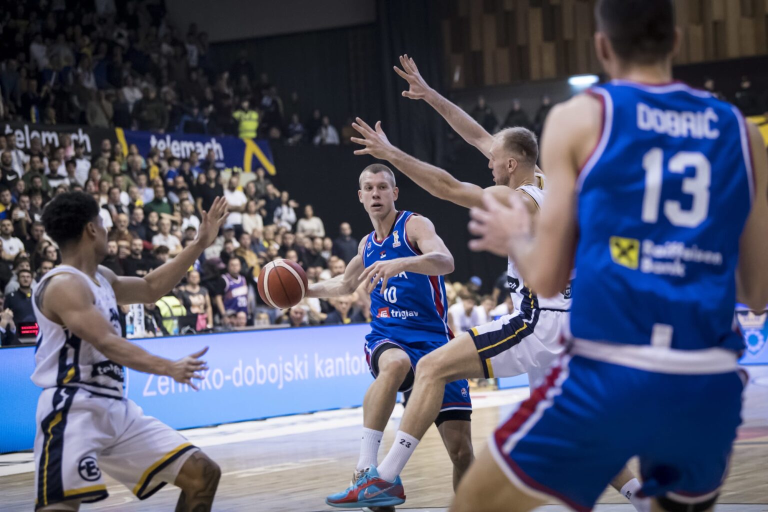 Serbia defeat BIH in dramatic fashion | FIBA Basketball