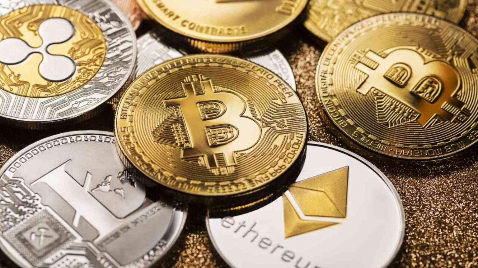Bitcoin price today: Bitcoin price saw a pullback below $100k and is consolidating between $99K - $101K.