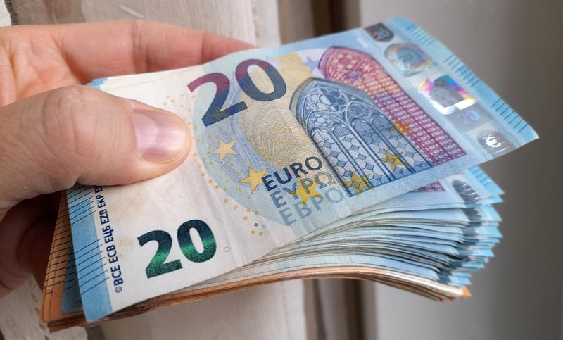 Slovenia records broad wage increases across sectors