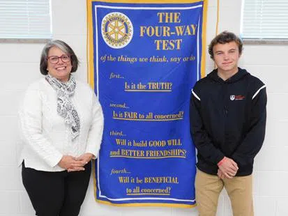 Effingham Noon Rotarians Hear About Turkey Drop