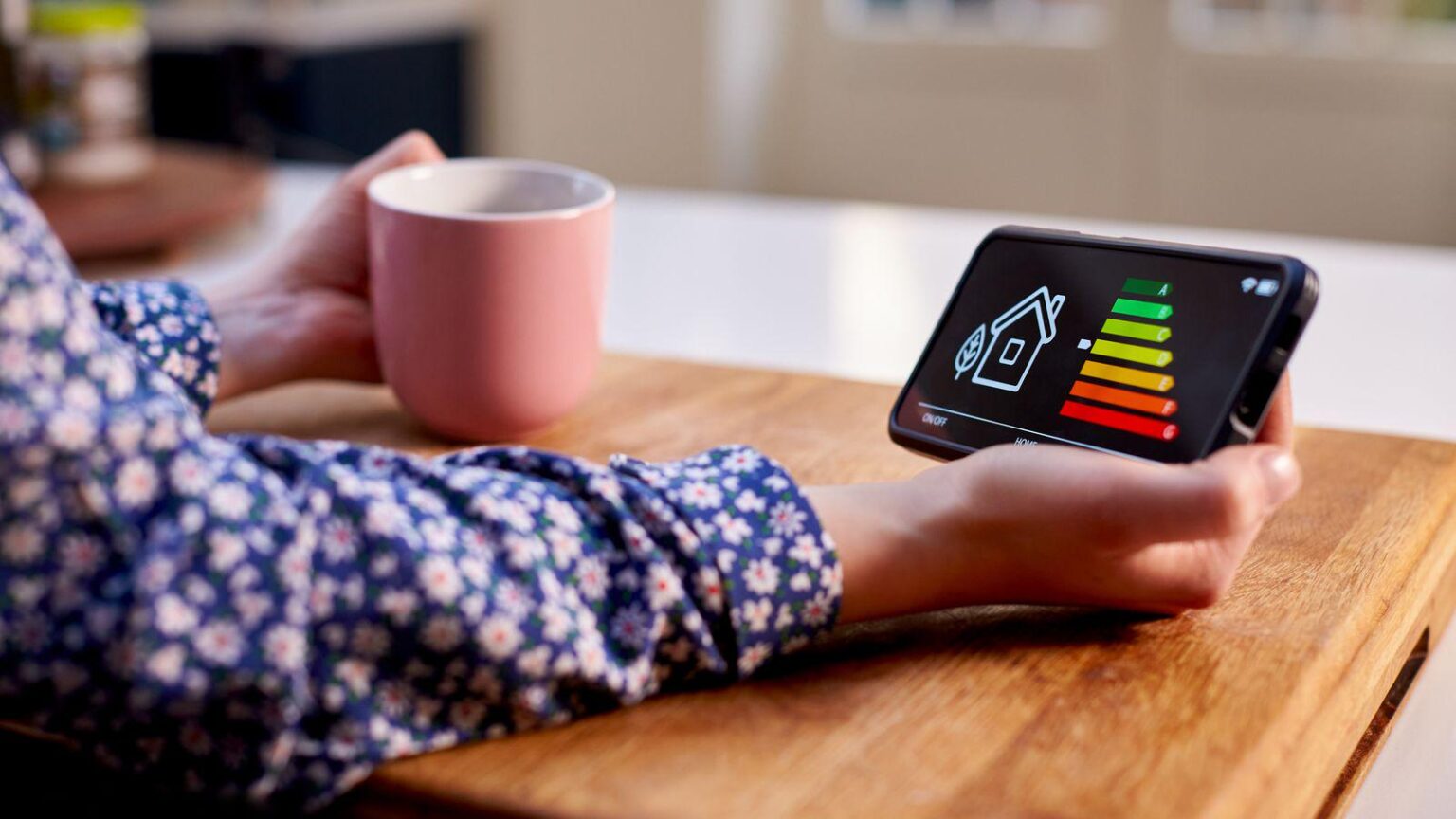 Unexpected rise in energy bills from January despite falling wholesale costs