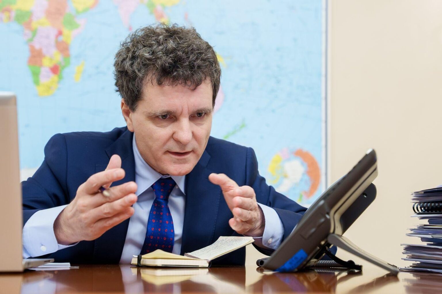 Nicușor Dan: The Constitution forbids me to say how the two sector mayors candidates for the General Mayor's Office behaved in the relationship with the real estate mafia