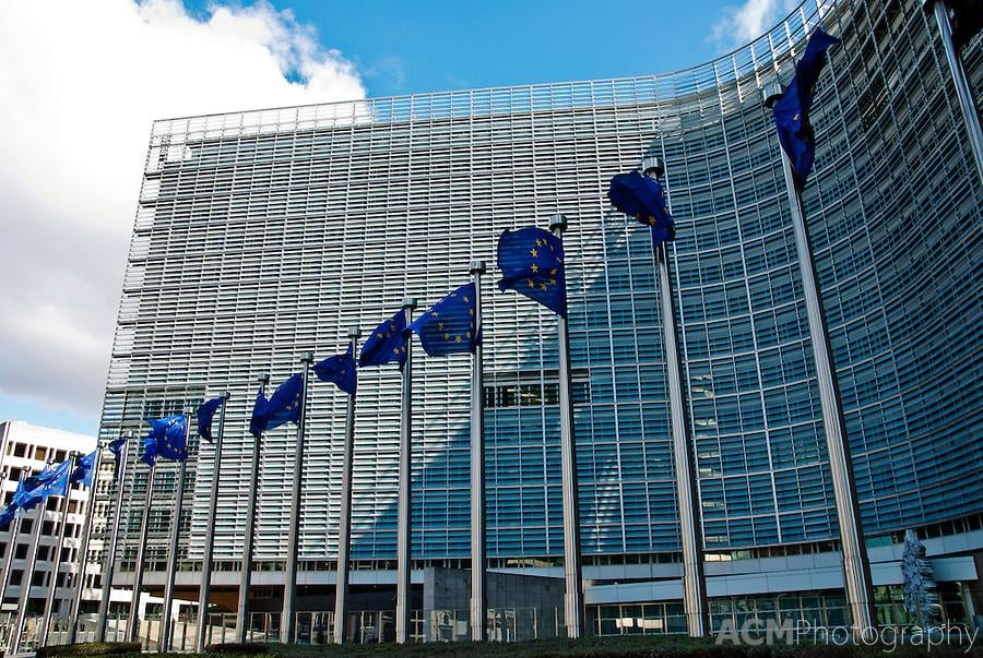 Italian journalist fired for a "wrong" question. Gabriele Nunziati, former collaborator of Agenzia Nova, had asked the EU Commission whether Israel should finance the reconstruction of Gaza. A few weeks later the well served