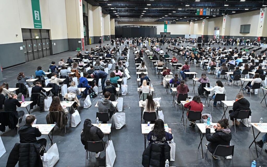 Medicine filter semester, online photos of the tests. Bernini: "Exam remains valid"