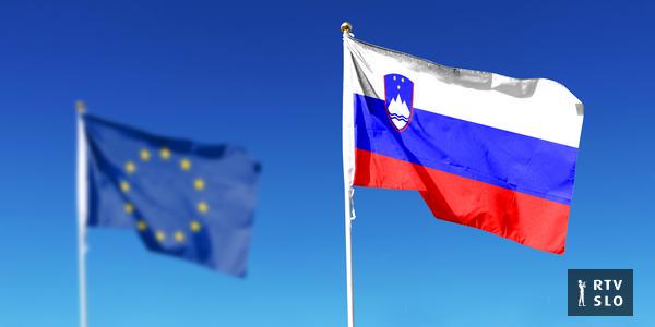 Brussels dissatisfied with Slovenia's budget plan for 2026. Is the Christmas tree dripping over the edge?