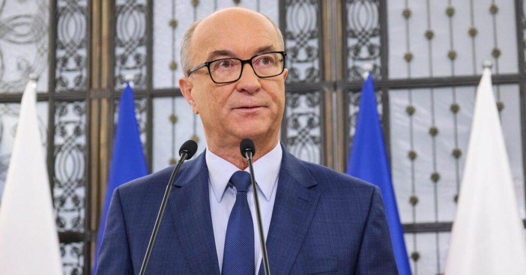 Włodzimierz Czarzasty banned the sale of alcohol in the Sejm