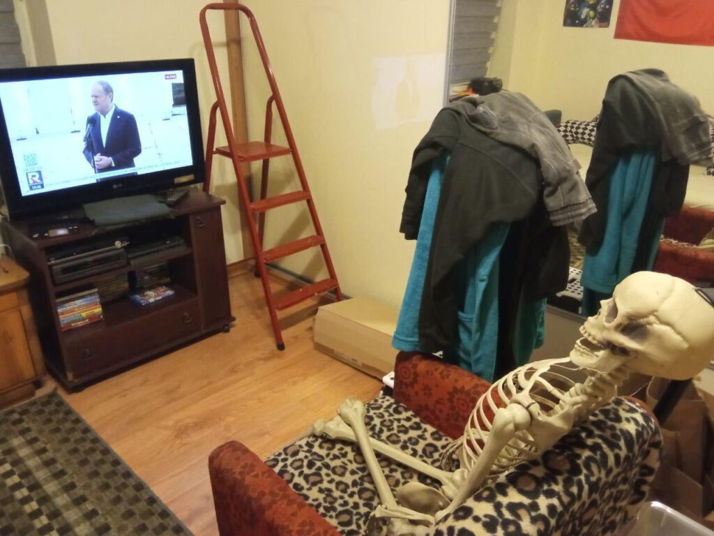 Is there any way to explain to an Elder Relative that watching Republic all the time is very unhealthy for the psyche? My uncle has been sitting and watching this circus for three days now, he doesn't even talk to me anymore.