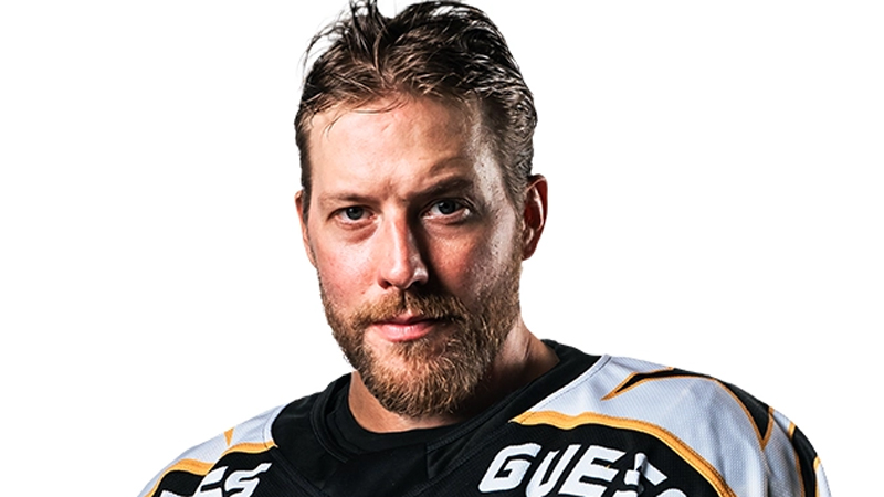 Linus Omark might just stay in Switzerland