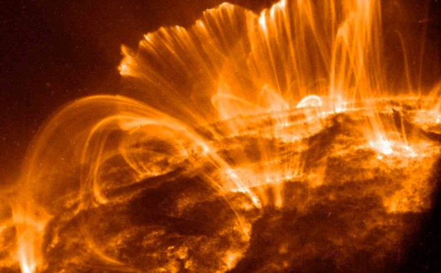 Bulgaria: Strong Geomagnetic Storm Hits Bulgaria: Health Risks for Children and Adults