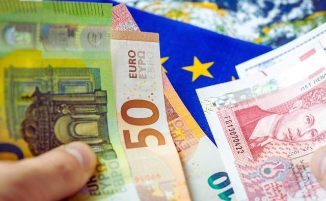 Bulgaria: October Inflation at 5.3%: Bulgarians Face Steep Price Hikes on Everyday Goods