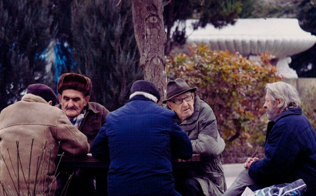 Bulgaria: Bulgaria to Give €61 Christmas Bonus to Over Half a Million Pensioners Below Poverty Line