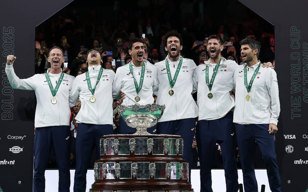 Italy beat Spain in final, completes hat-trick of titles