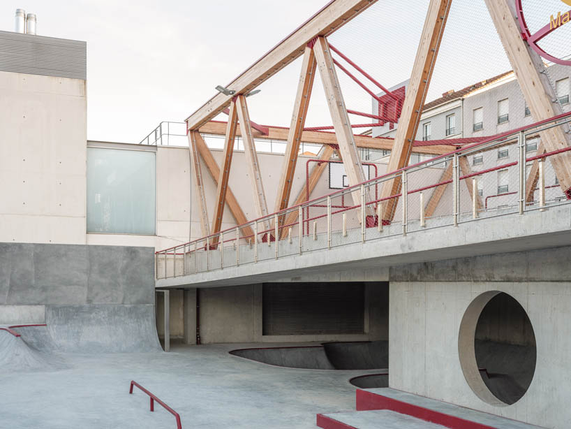 skate park and streetball court alice milliat vincennes france 1