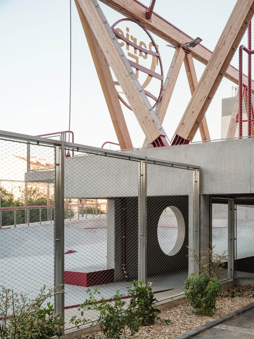 skate park and streetball court alice milliat vincennes france 10
