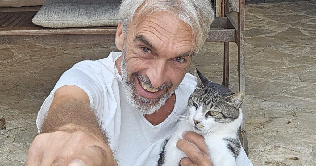 He lives in a simple shepherd's hut on Brač