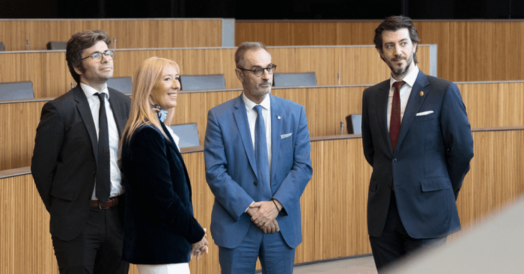 France says it does not want a mixed deal because it is incompatible with its Constitution