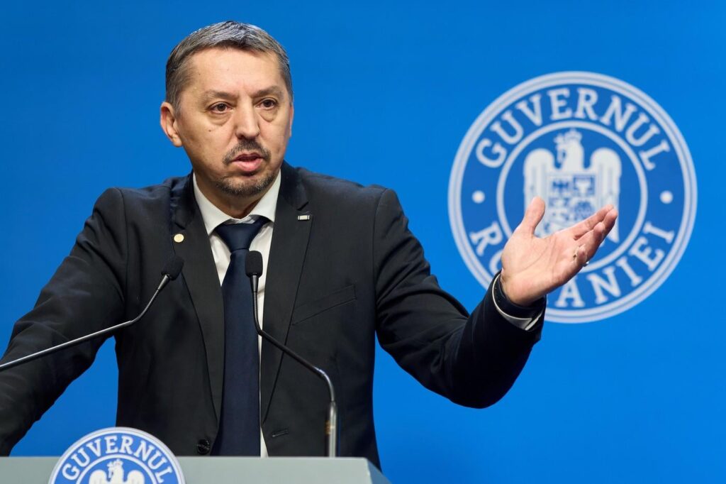 A student was beaten by his classmates and lost a finger in a high school in Cluj. The reaction of the Minister of Education