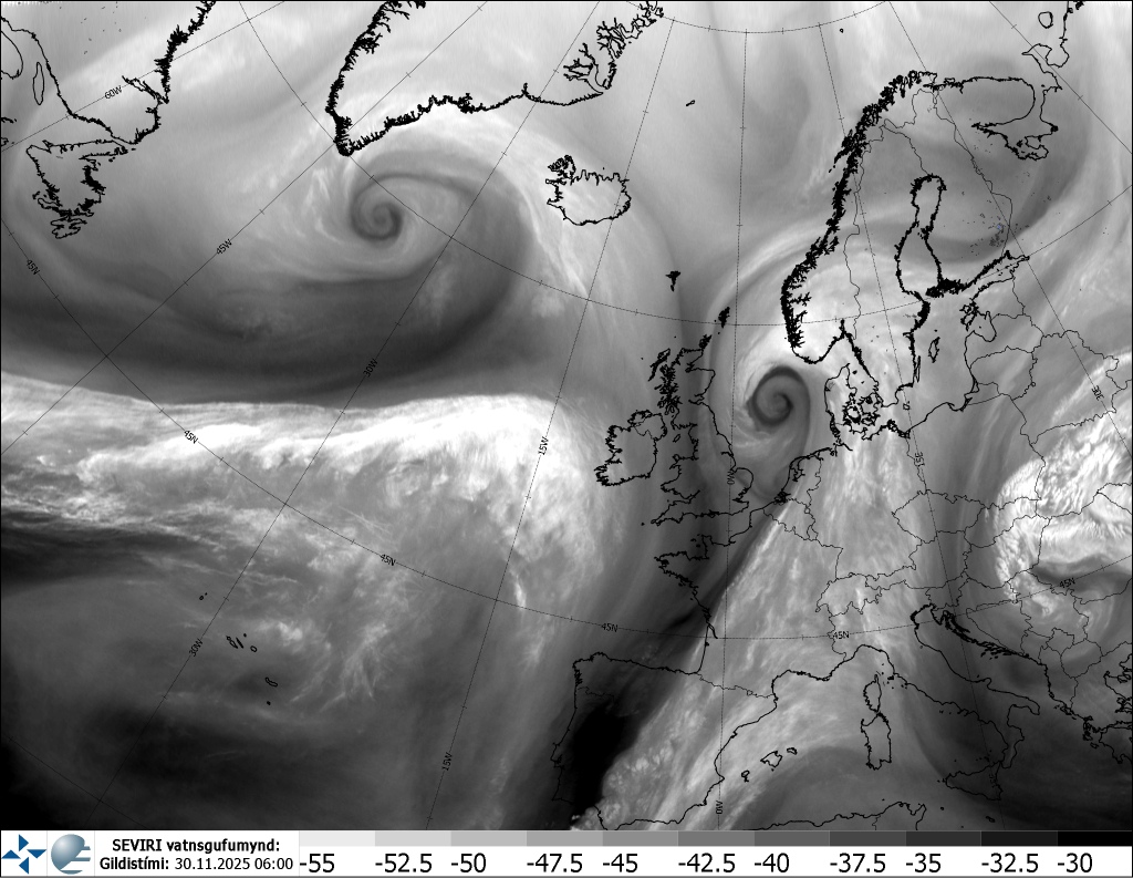 zonal-flow-north-atlantic-active-pattern-intense-storms-western-europe-december-2025-water-vapor-satellite