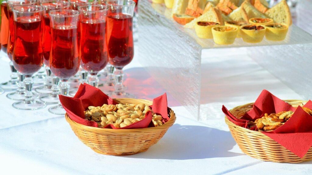 Farewell drinks, New Years, seminars: we will no longer drink a glass of wine at EDF, alcohol will be banned from all events
