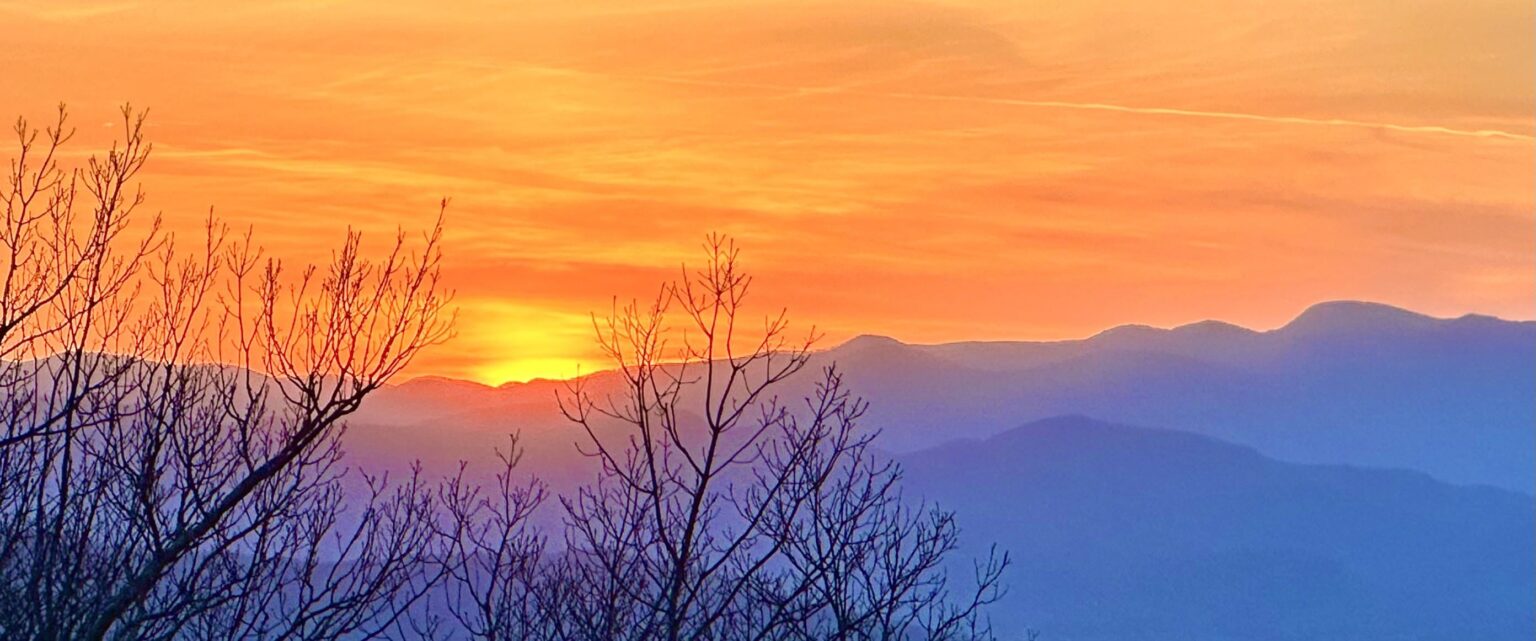 Painting-like sunset behind the Blue Ridge Mountains