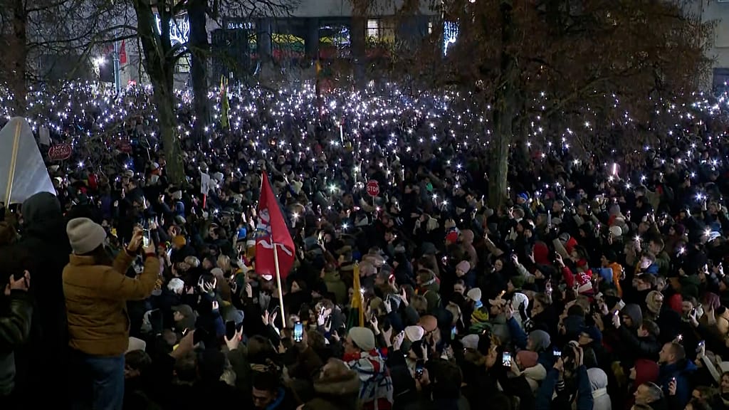 Thousands protest in Lithuania against changes to public broadcaster law