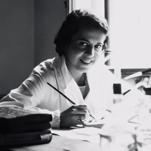 RNE documents: "Dorotea Barnés, light in science"