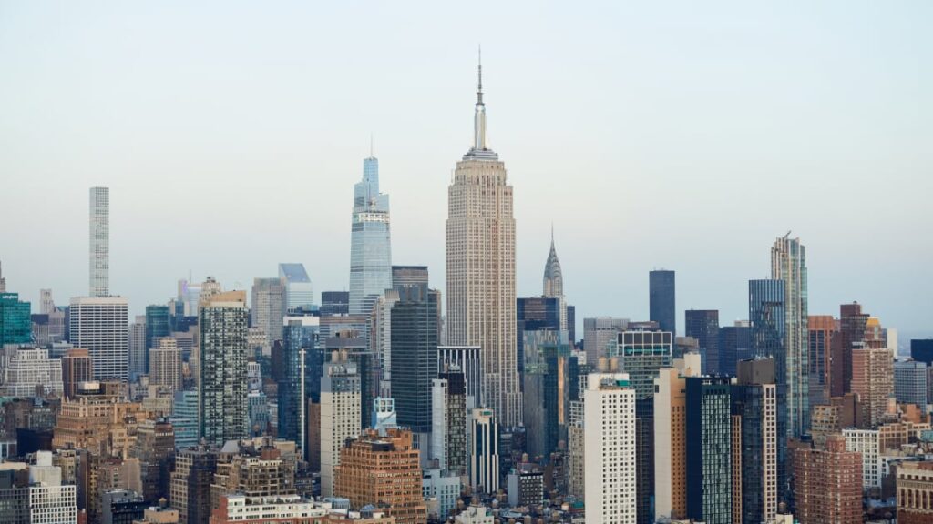 New York to Introduce Mental Health Warning Labels for Social Media